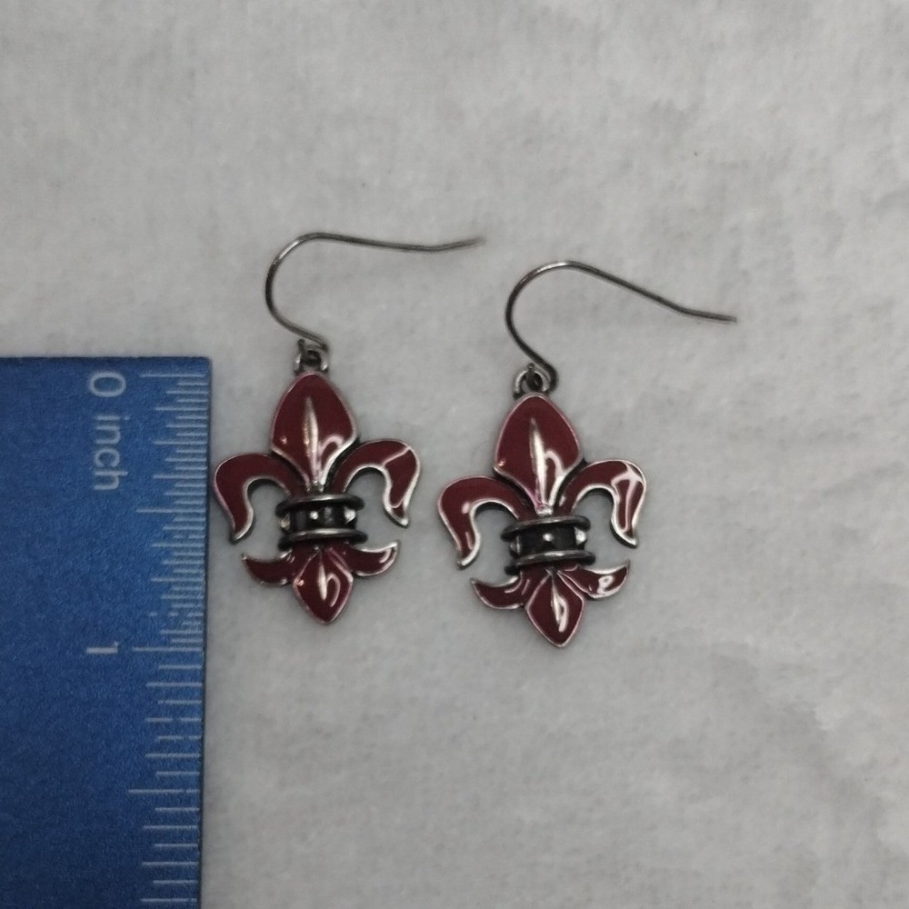 Grace Adele Red Enamel Fleur De Lis Dangle Earrings Silver Tone Fishhook Bin 4 - Picture 2 of 4